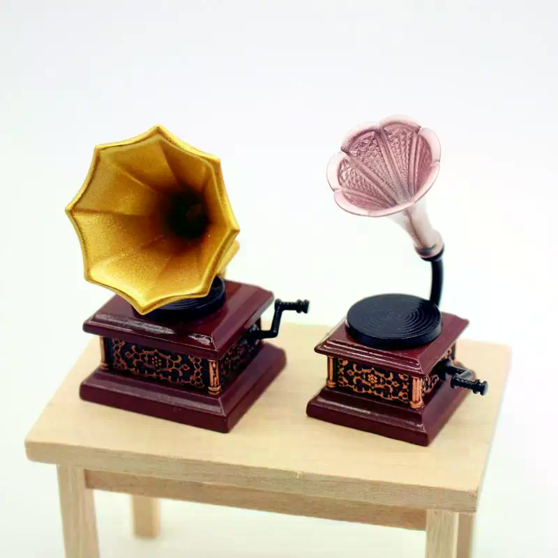 Art Craft House - โมเดลเครื่องเล่นแผ่นเสียงวินเทจขนาดจิ๋วสำหรับตกแต่งบ้านตุ๊กตา อุปกรณ์เสริมห้องนั่งเล่นของตกแต่งบ้านตุ๊กตา ของเล่นเสริมสร้างจินตนาการสำหรับเด็ก ของขวัญ